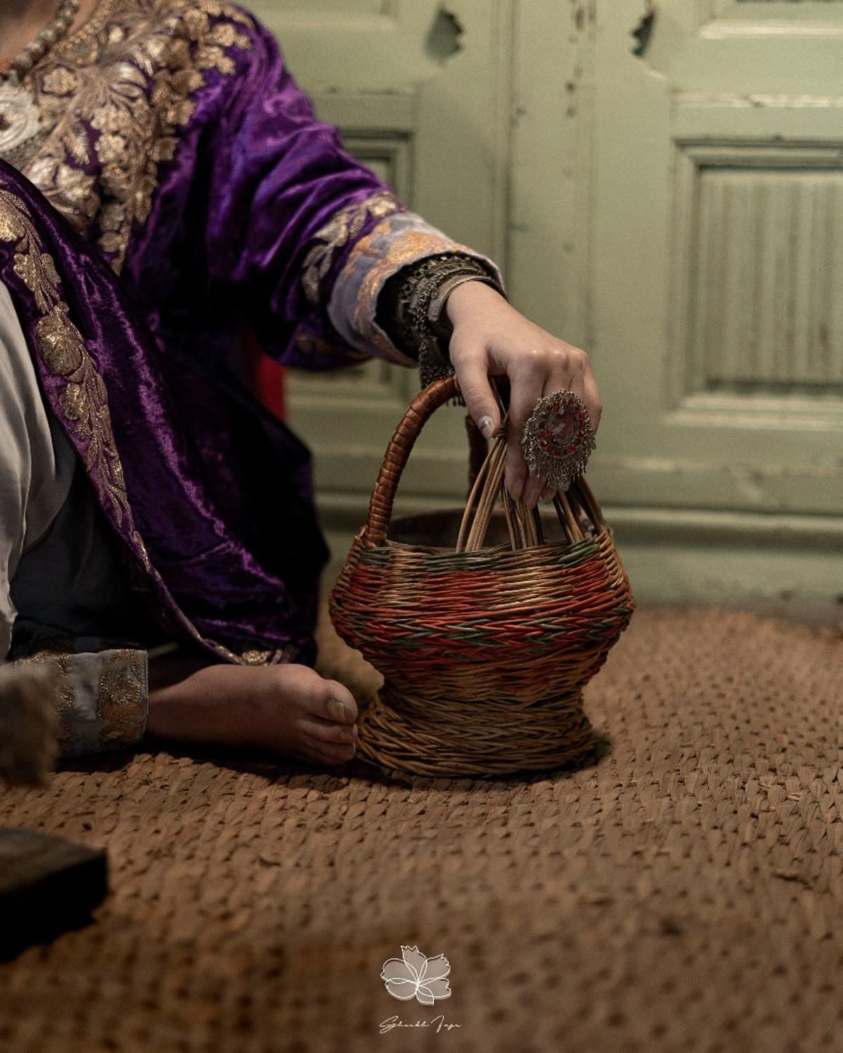 Tilla embroidery detail